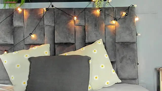 AmbarHills 1 online show from January 15, 11:35 am