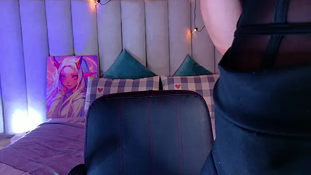 AmbarHills 1 online show from October 25, 11:31 am