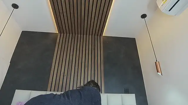 AmbarHills 1 online show from December 22, 11:43 am