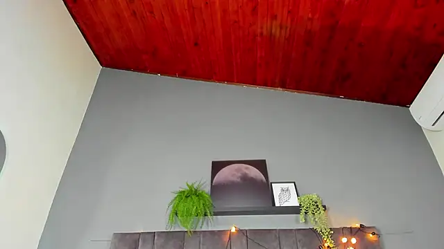 AmbarHills 1 online show from April 18, 11:34 am