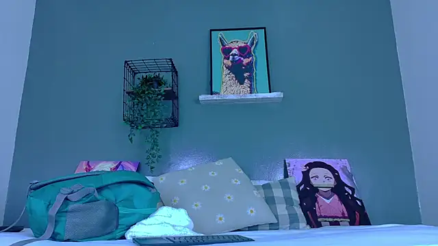 AmbarHills 1 online show from December 16, 11:36 am