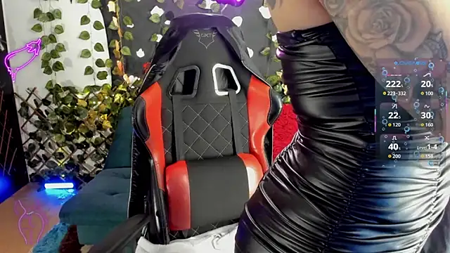 Snapshot of cocochanell6666 chatting on November 20, 6:47 am cocochanell6666 online show from November 20, 6:47 am