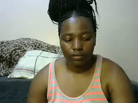 Snapshot of sweet_gal01 chatting on February 4, 8:38 pm sweet gal01 online show from February 4, 8:38 pm