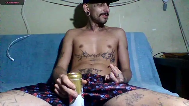 sellvageria online show from April 4, 1:45 am