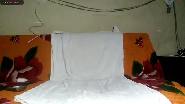 sellvageria online show from March 4, 6:15 pm