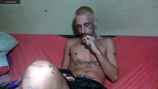 sellvageria online show from April 24, 1:29 am