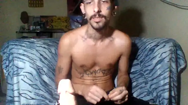 sellvageria online show from February 1, 9:46 pm