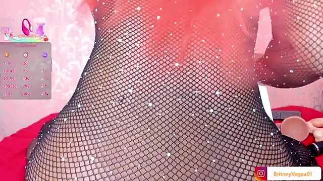 Snapshot of BritneyVega chatting on November 8, 3:21 am BritneyVega online show from November 8, 3:21 am