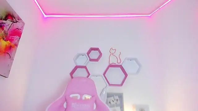  Ameliie online show from February 3, 10:00 pm