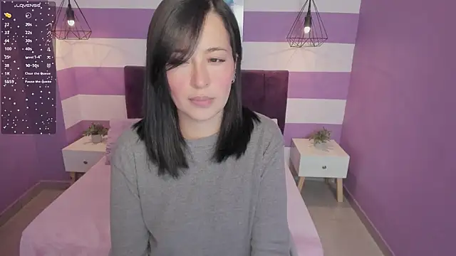 Snapshot of lovely__martina chatting on December 9, 6:25 pm lovely martina online show from December 9, 6:25 pm