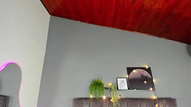 AbbyWathson online show from November 14, 7:39 pm