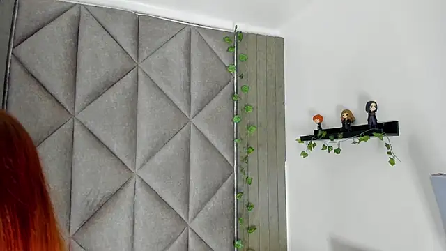 AbbyWathson online show from March 12, 11:47 am