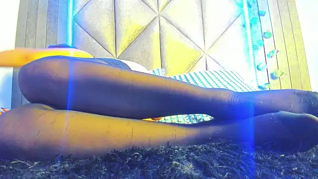 AbbyWathson online show from April 10, 12:23 pm