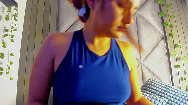 Snapshot of AbbyWathson chatting on July 15, 12:01 pm AbbyWathson online show from July 15, 12:01 pm