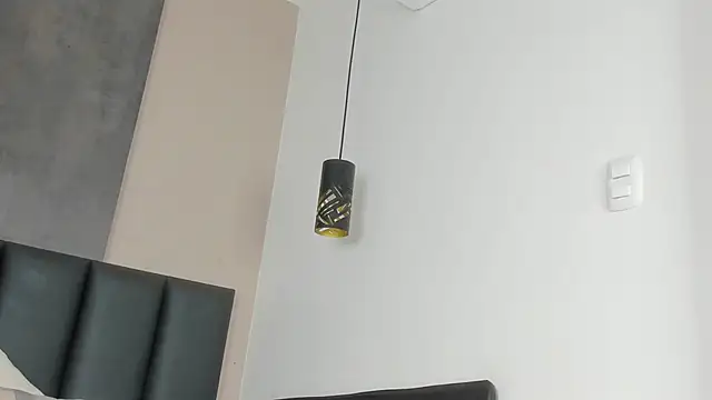 AbbyWathson online show from February 6, 12:01 pm