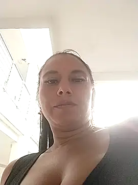 Snapshot of andreu_mature chatting on November 6, 10:25 pm andreu mature online show from November 6, 10:25 pm