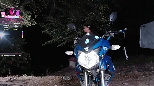 Snapshot of andreu_mature chatting on November 21, 3:16 am andreu mature online show from November 21, 3:16 am