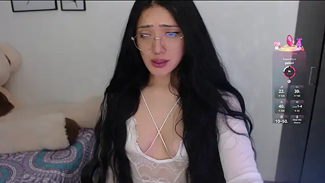 Snapshot of Suzanne_abbey chatting on October 26, 10:43 pm Suzanne abbey online show from October 26, 10:43 pm