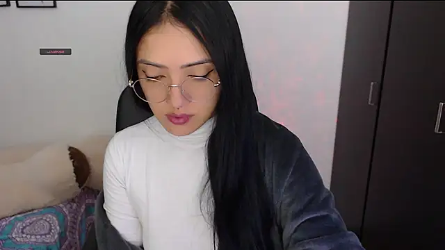 Snapshot of Suzanne_abbey chatting on November 28, 11:16 pm Suzanne abbey online show from November 28, 11:16 pm