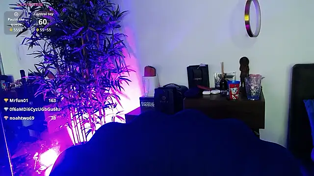 CreamyInkky  online show from March 20, 6:36 am