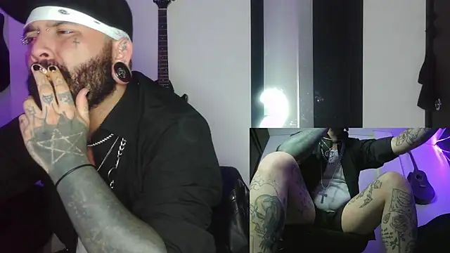 darkclothes online show from December 25, 10:39 am