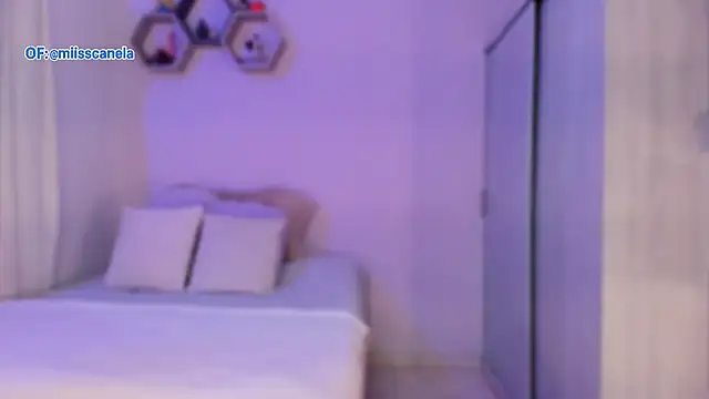 Aleja24Evans online show from October 21, 12:54 am