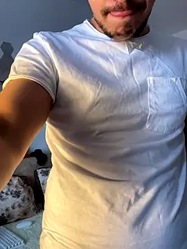 Snapshot of baramadalin chatting on December 2, 11:23 am baramadalin online show from December 2, 11:23 am