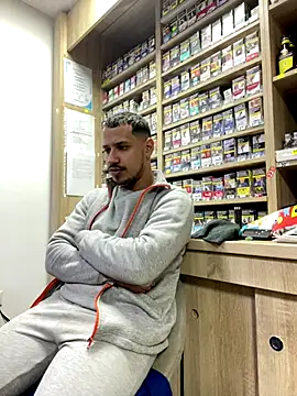 Snapshot of baramadalin chatting on December 2, 11:28 pm baramadalin online show from December 2, 11:28 pm