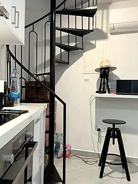 Divina X  online show from December 3, 5:41 am