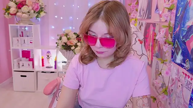 Coconut Mia online show from February 27, 9:03 pm