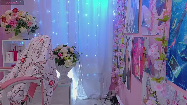 Coconut Mia online show from May 21, 4:37 pm