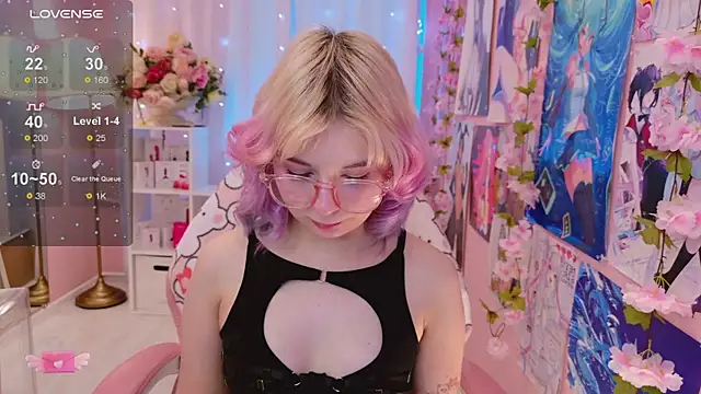 Coconut Mia online show from November 29, 1:22 pm