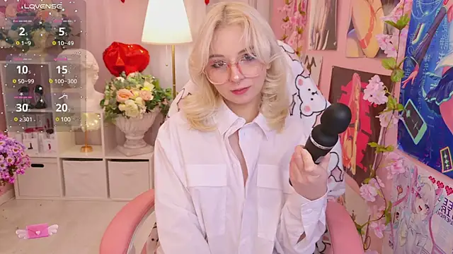 Snapshot of Coconut_Mia chatting on February 6, 8:56 pm Coconut Mia online show from February 6, 8:56 pm