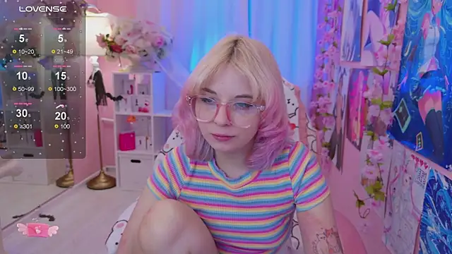 Coconut Mia online show from October 22, 4:17 pm