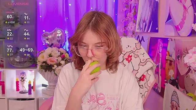 Coconut Mia online show from February 4, 8:48 pm