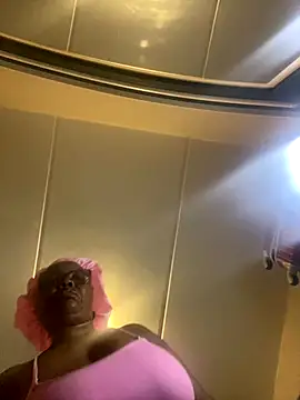 Nomthie online show from November 14, 12:47 am