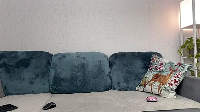 Victoria1Love online show from March 5, 8:00 am