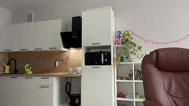 Victoria1Love online show from December 21, 9:44 am