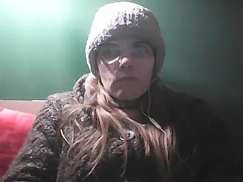 Snapshot of Musical__fantasy chatting on January 31, 7:45 pm Musical fantasy online show from January 31, 7:45 pm