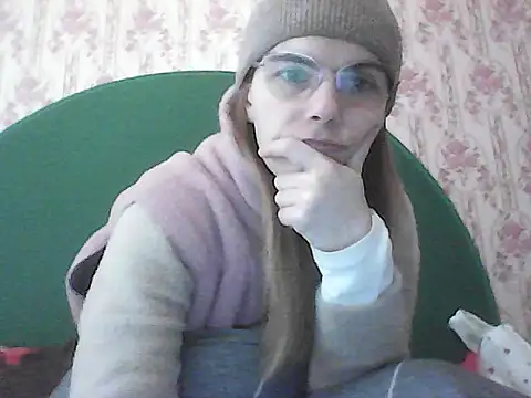 Snapshot of Musical__fantasy chatting on October 19, 8:17 am Musical fantasy online show from October 19, 8:17 am