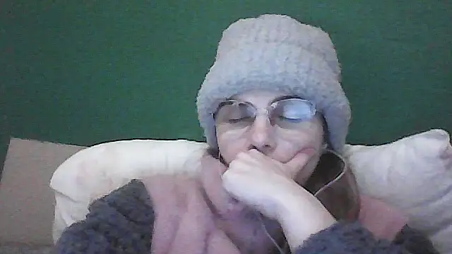 Snapshot of Musical__fantasy chatting on December 17, 11:32 pm Musical fantasy online show from December 17, 11:32 pm