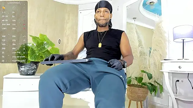 RicoBrown777  online show from May 11, 4:14 am