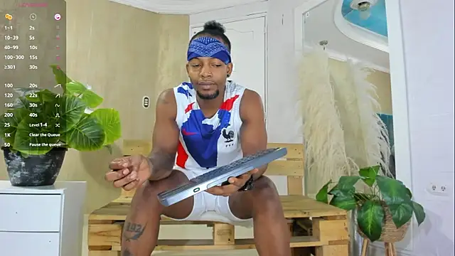 RicoBrown777  online show from April 1, 3:52 am