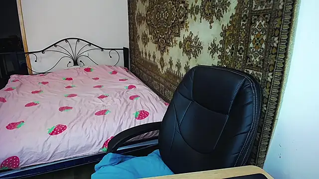 Olivia Graceee online show from April 19, 8:48 am