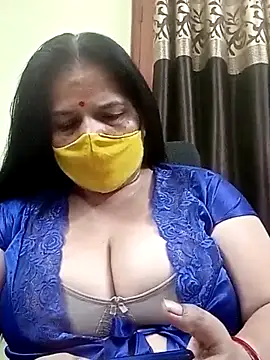 IndianAngle online show from October 4, 8:32 pm