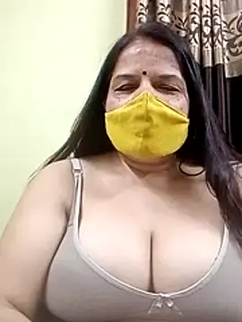 IndianAngle online show from April 8, 7:15 pm