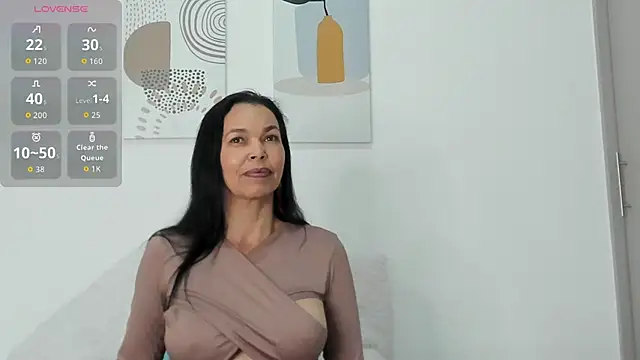 Snapshot of Evawalker_ chatting on December 2, 2:56 am Evawalker online show from December 2, 2:56 am