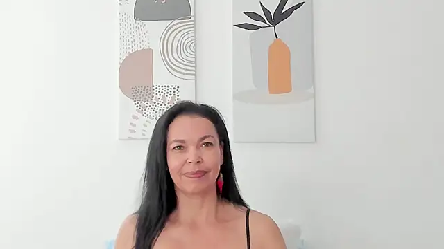 Evawalker  online show from May 6, 2:10 pm