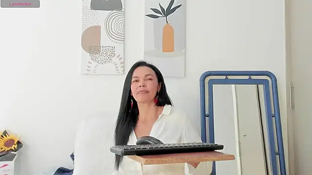 Evawalker  online show from March 4, 3:09 pm