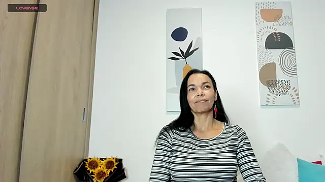 Evawalker  online show from February 26, 4:41 am